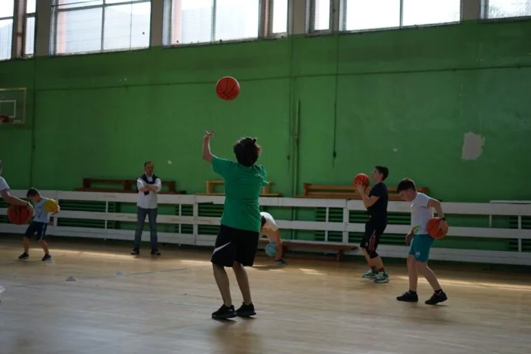 baschet bacau4